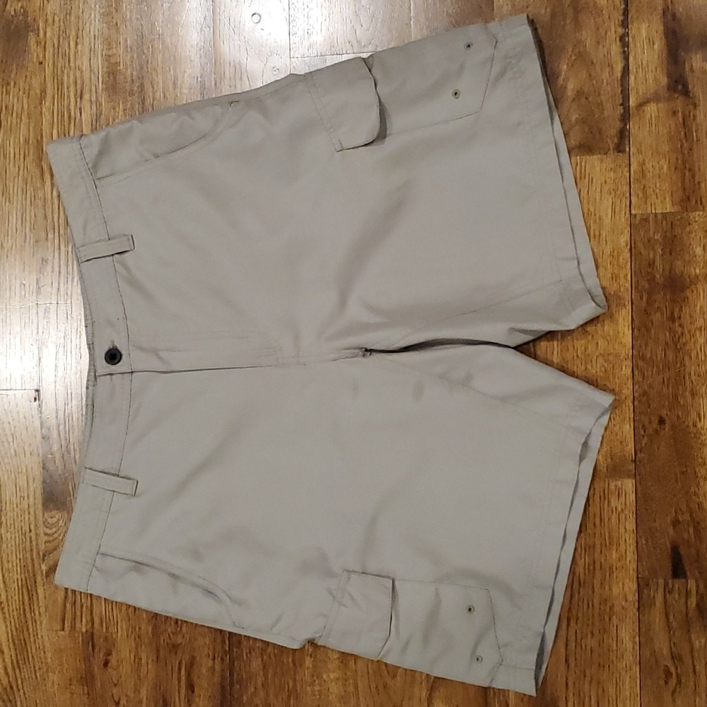 Mens Magellan light army green cargo shorts size 36 - Picture 2 of 6